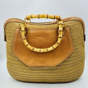 Like new Eric Javitz Squishee bag w/bamboo handles